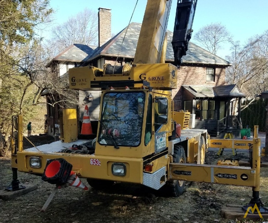 Grove AT422 22-ton All Terrain Crane 1