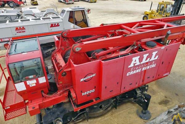 Manitowoc 14000 220-Ton Lattice Boom Crawler Crane 7