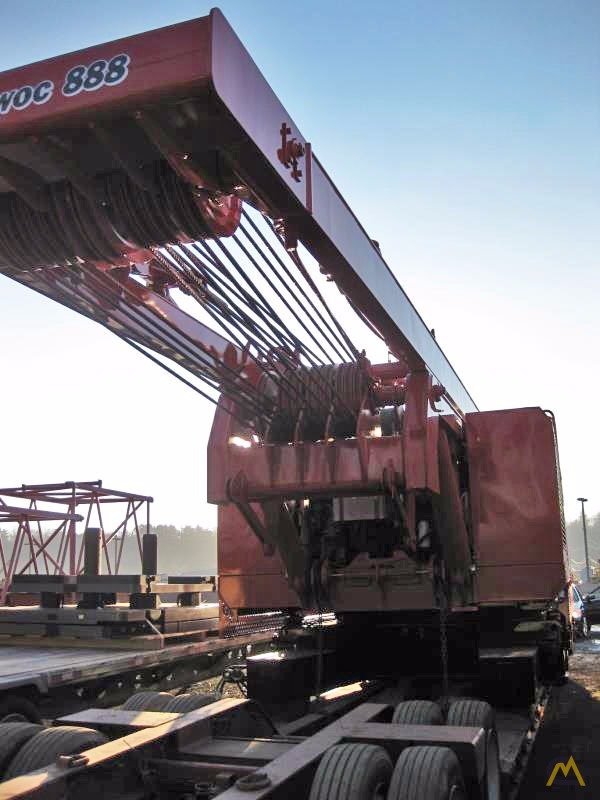 230t Manitowoc 888 Lattice Boom Crawler Crane 4