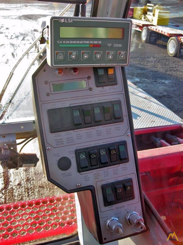 230t Manitowoc 888 Lattice Boom Crawler Crane 9