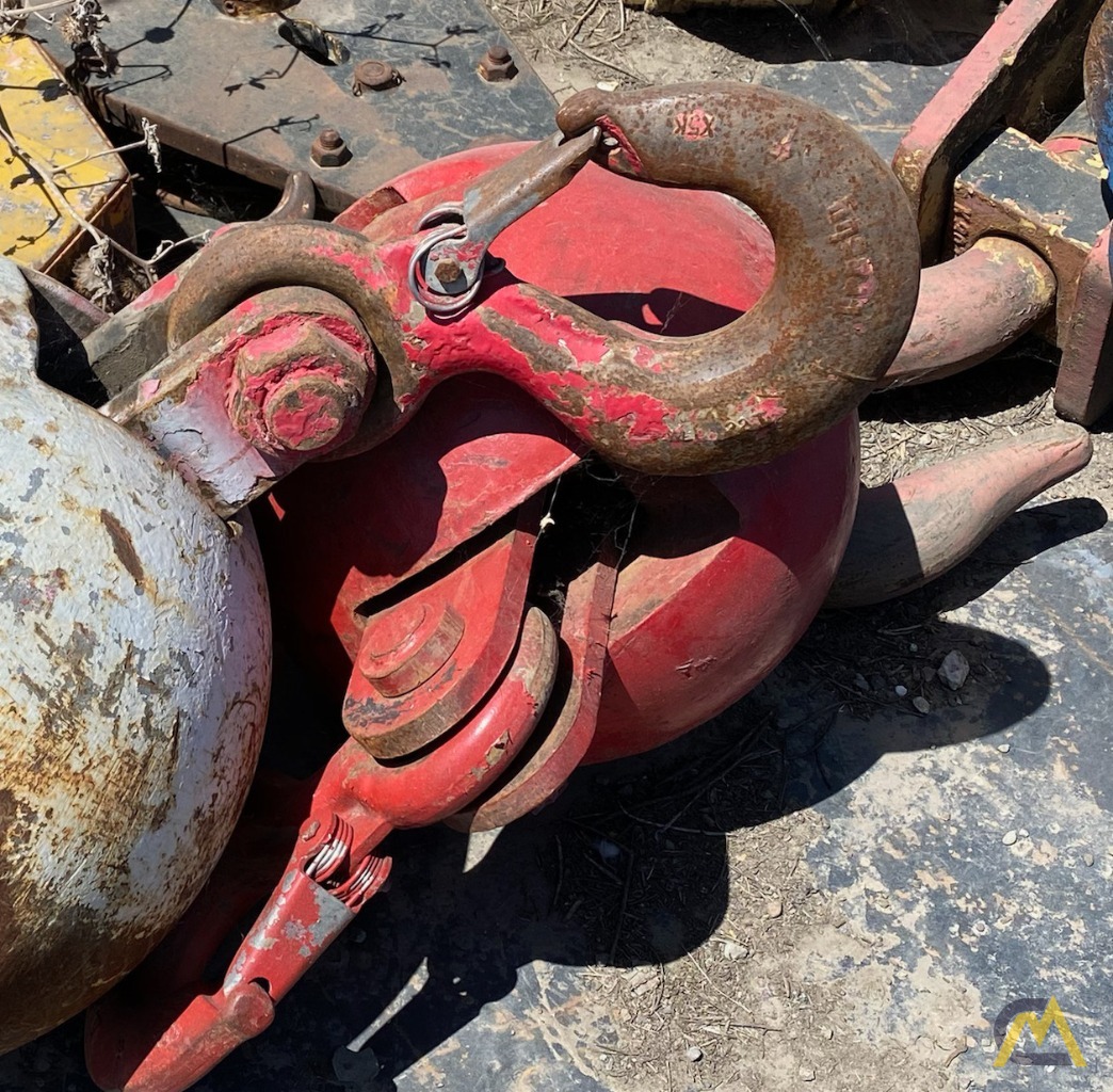 25-Ton, 800# Hook Ball; CranesList ID: 541 0