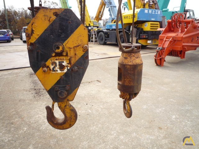 Kobelco RK250-6 25-ton Rough Terrain Crane 6