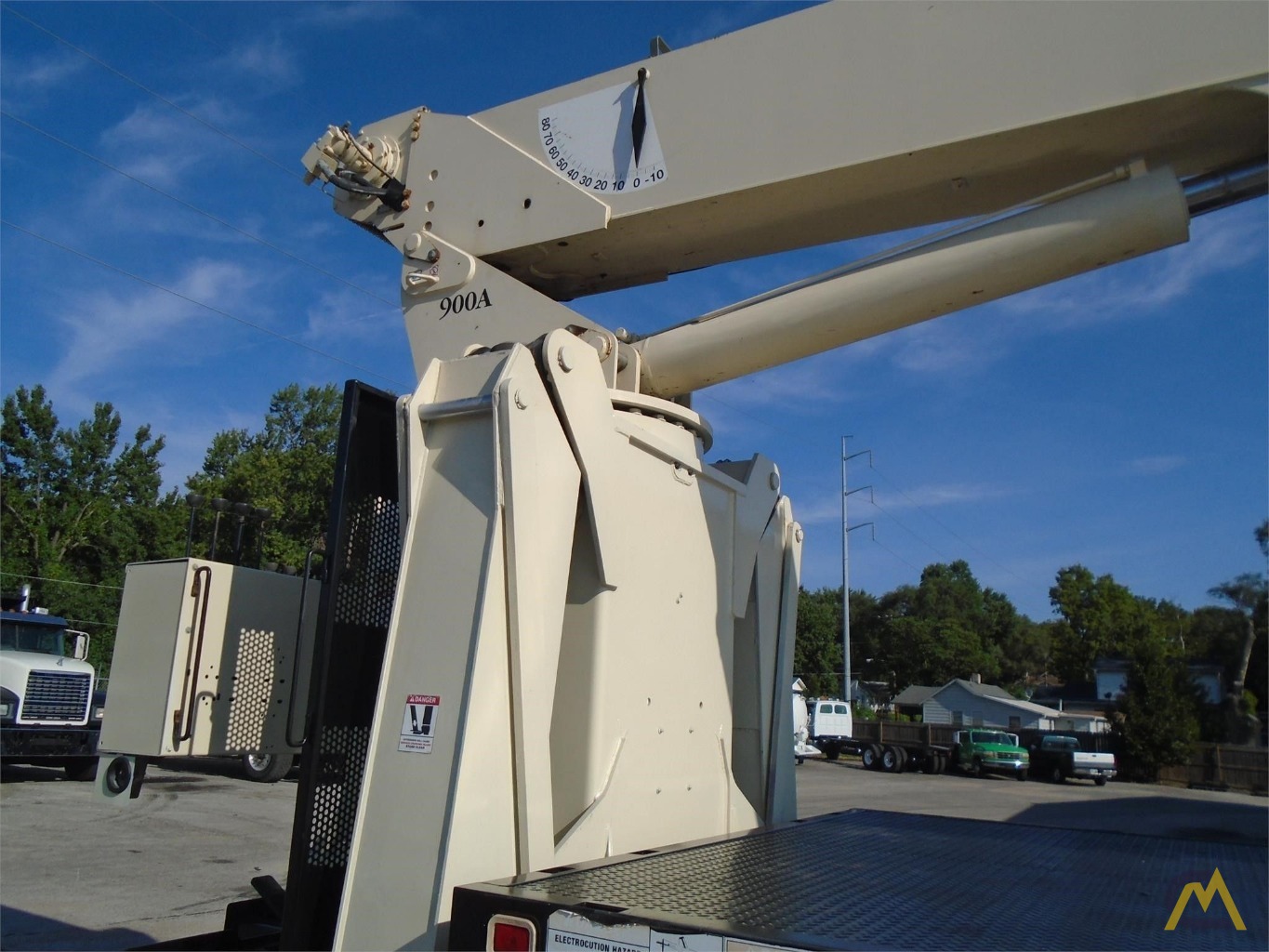 26t National 9125A Boom Truck Crane 9