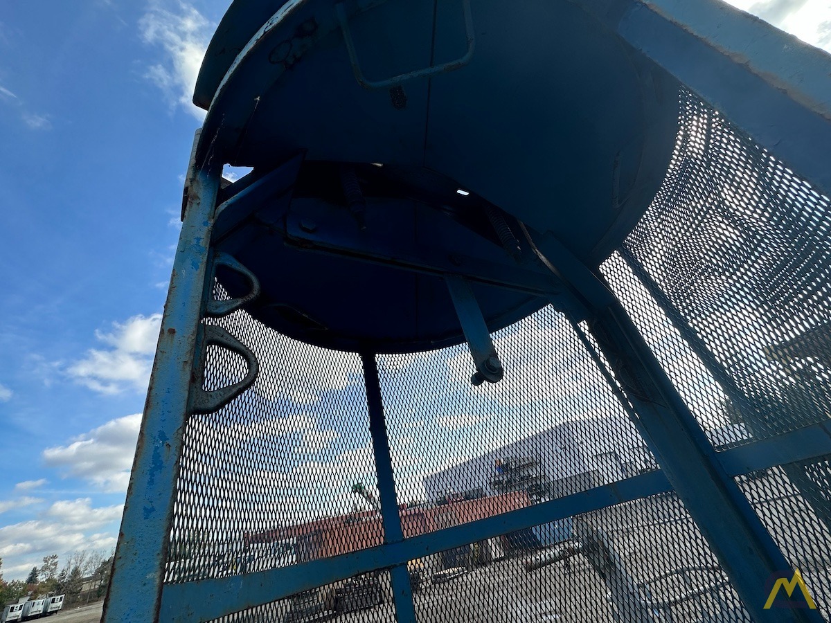 3-Man Enclosed Round Man Basket 3