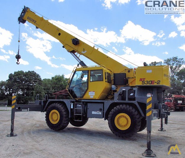 Grove RT530E-2 30-Ton Rough Terrain Crane 4