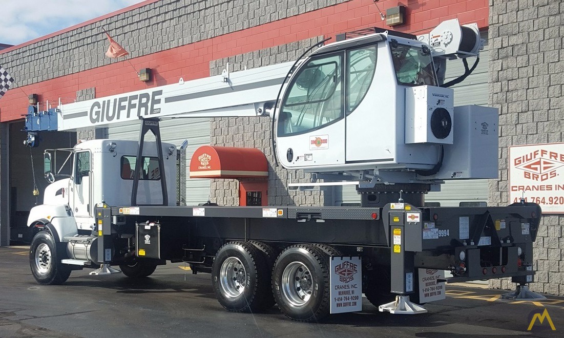 Manitex 30112S 30-Ton Boom Truck Crane on Kenworth T470 4