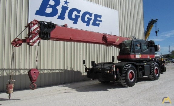 Tadano GR-300XL-1 30-ton Rough Terrain Crane 5