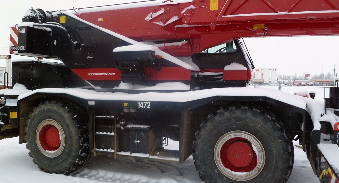 30t Tadano GR-300XL Rough Terrain Crane 2