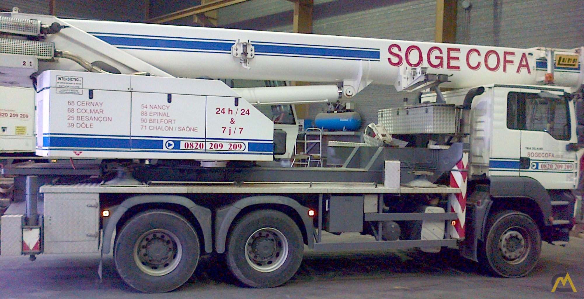 35t Luna GT 40/32 Telescopic Truck Crane 1