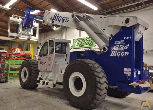 Xtreme XR7038 70,000 lb. Telehandler 1