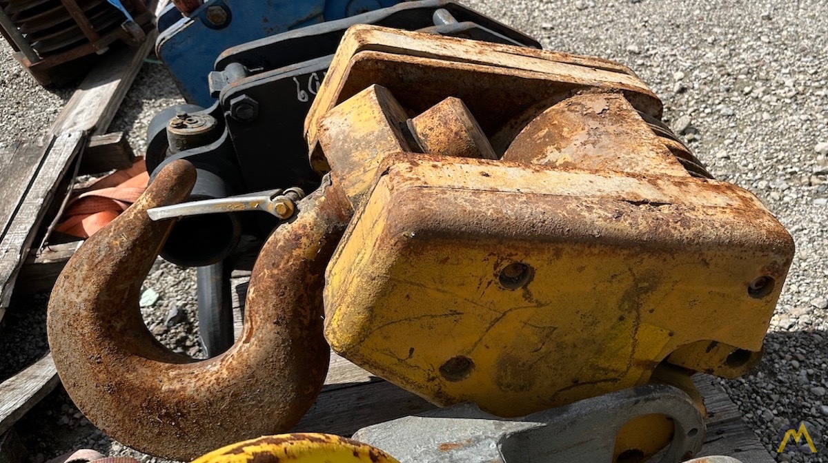 40 Ton Hook Block – 4 Sheave, 1,900 lbs 4