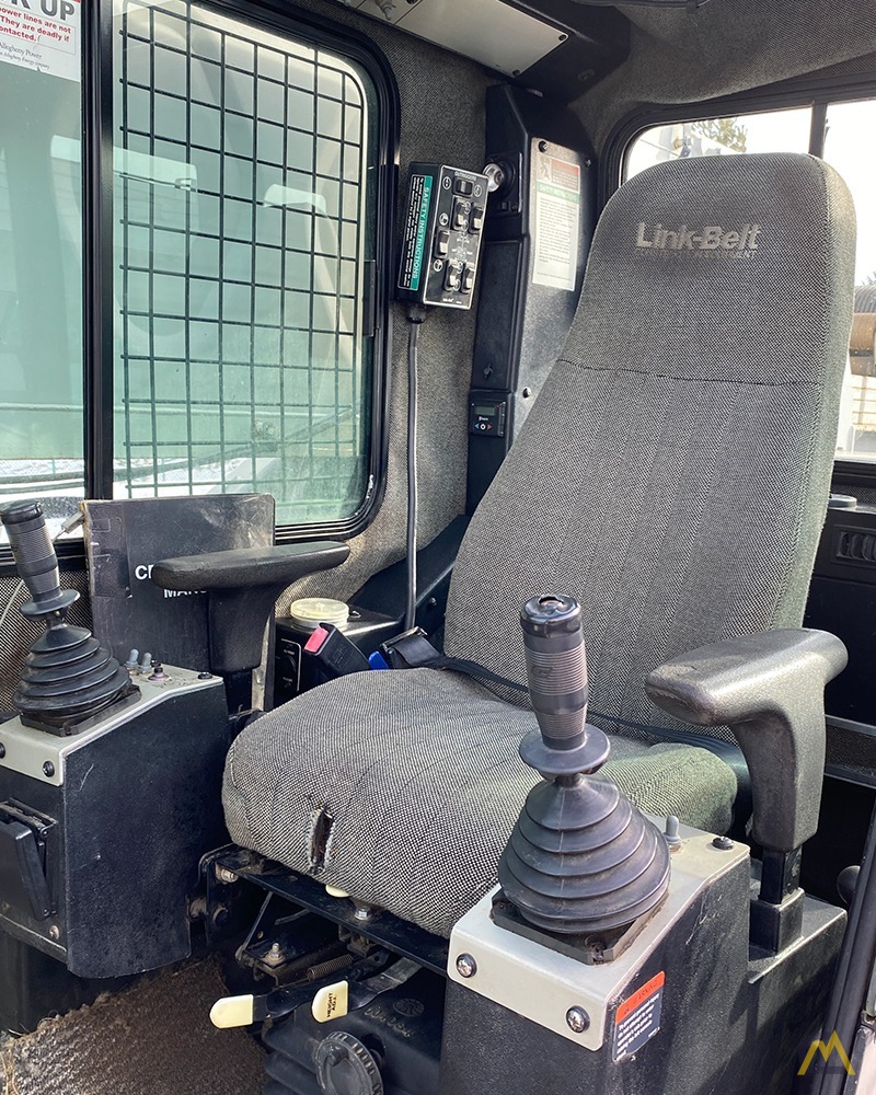 2002 Link-Belt HTC-8640 40-Ton Hydraulic Truck Crane 11