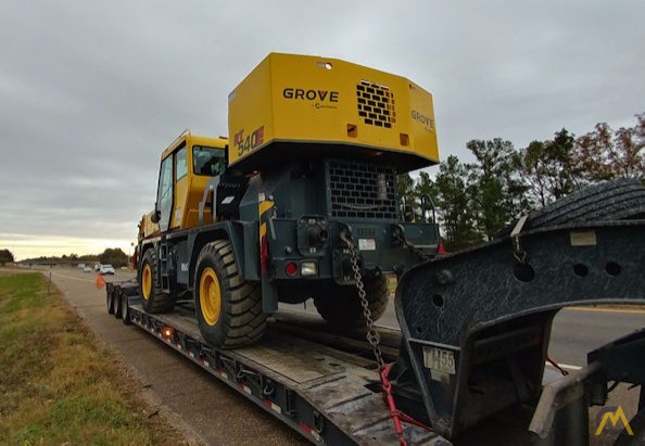 Grove RT540E 40-Ton Rough Terrain Crane 2