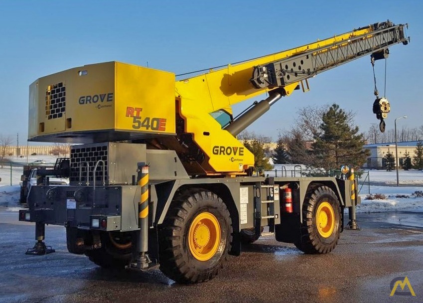 Grove RT540E 40-Ton Rough Terrain Crane 5