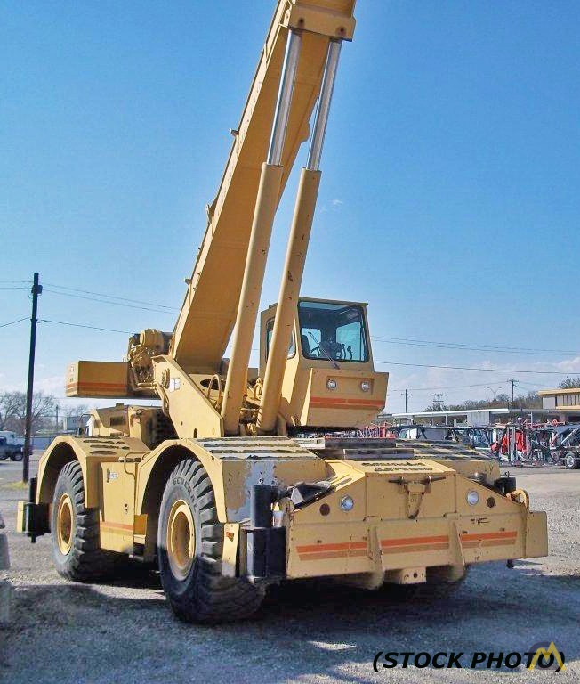 40t Grove RT740B Rough Terrain Crane 0