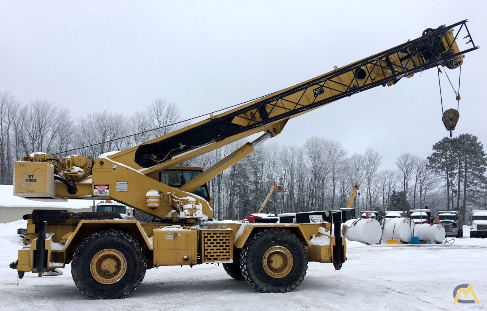Grove RT740B 40-ton Rough Terrain Crane 0
