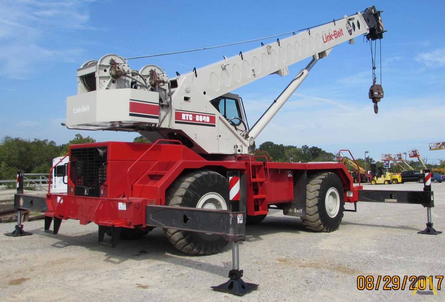 40t Grove RTC-8040 II Rough Terrain Crane 4