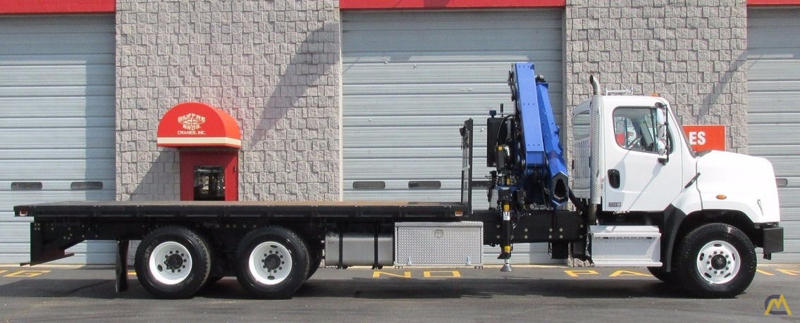 4t PM 16523S Knuckleboom Crane on 2015 Freightliner 108SD 3