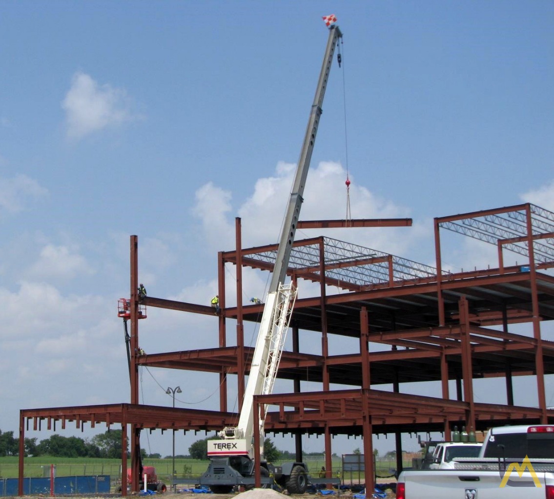 55t Terex RT 555 Rough Terrain Crane 8