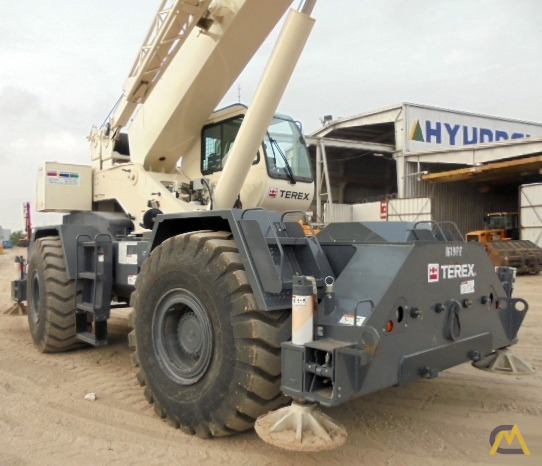 Terex RT 555 55-ton Rough Terrain Crane 3