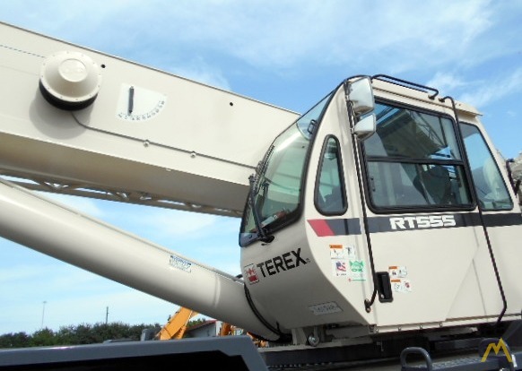 Terex RT 555 55-ton Rough Terrain Crane 10
