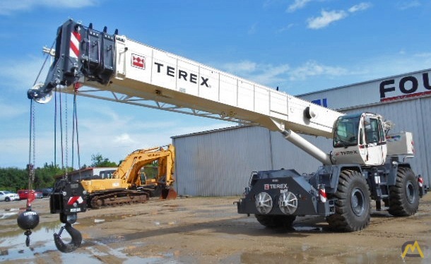 Terex RT 555 55-ton Rough Terrain Crane 1