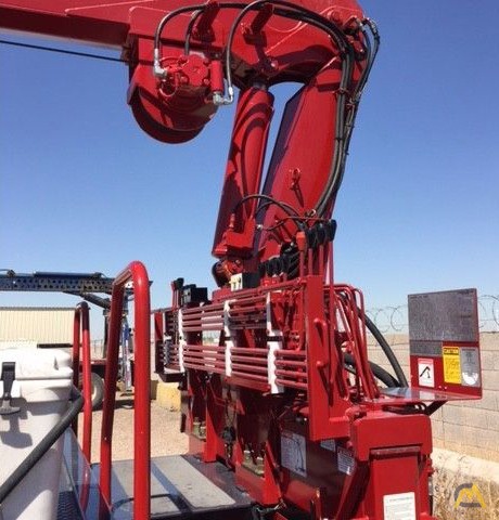 UNIC Revolution 84RM 5-Ton Boom Truck Crane 6
