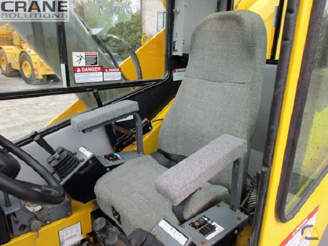 60t Grove RT760E Rough Terrain Crane 9