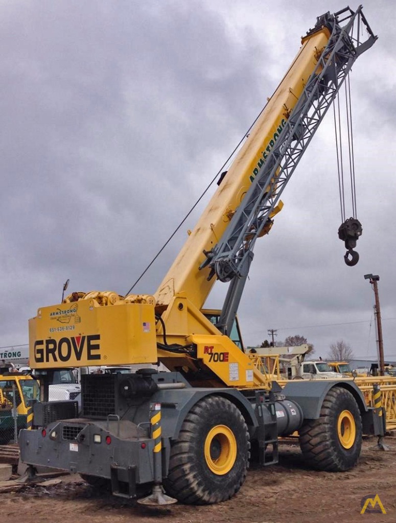 Grove RT760E 60-Ton Rough Terrain Crane 1