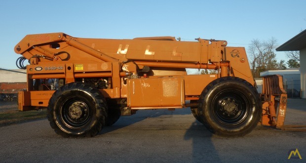8,000 lb. Lull 844C-42 Telehander 3