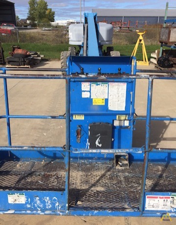 80' Genie S-80 Boomlift 4