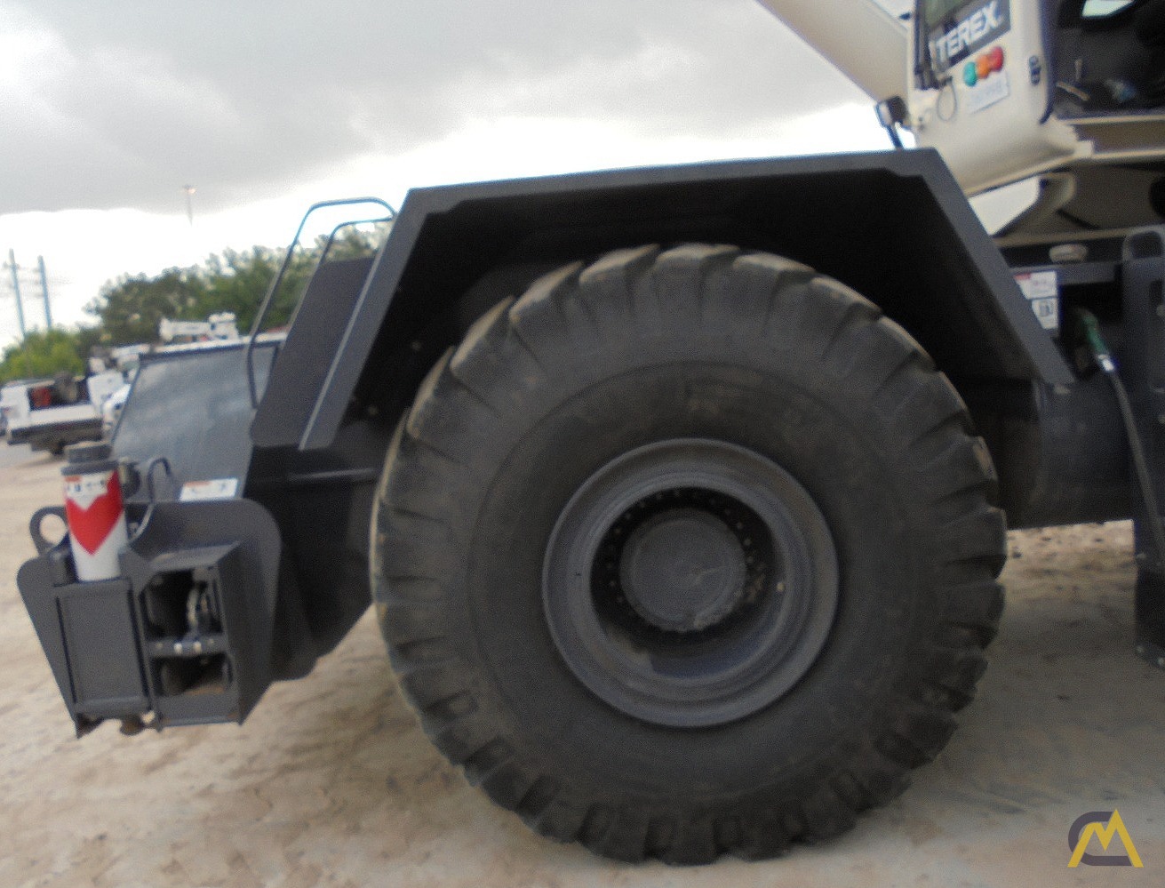 Terex RT 780 80-ton Rough Terrain Crane 12