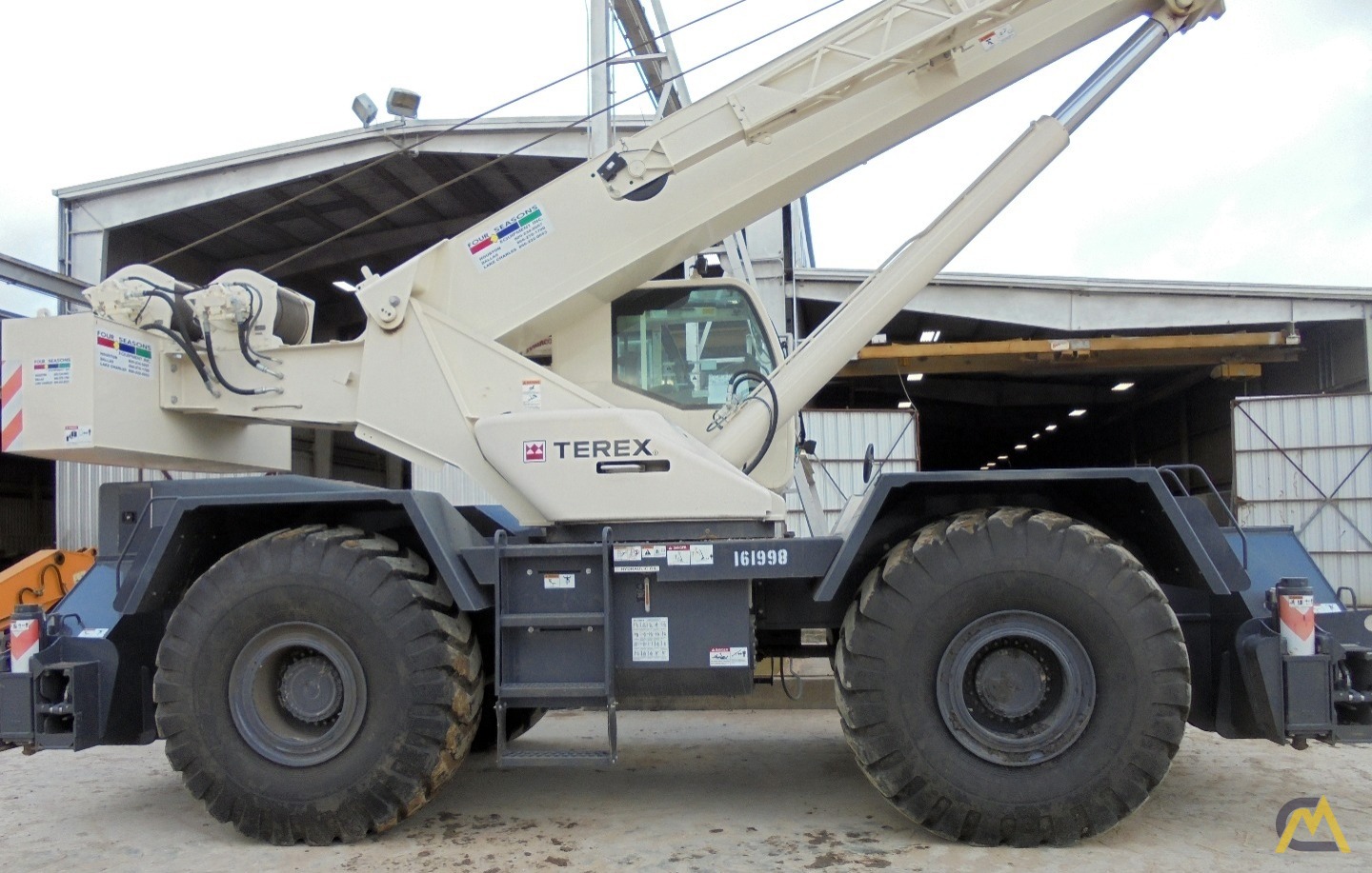 Terex RT 780 80-ton Rough Terrain Crane 1