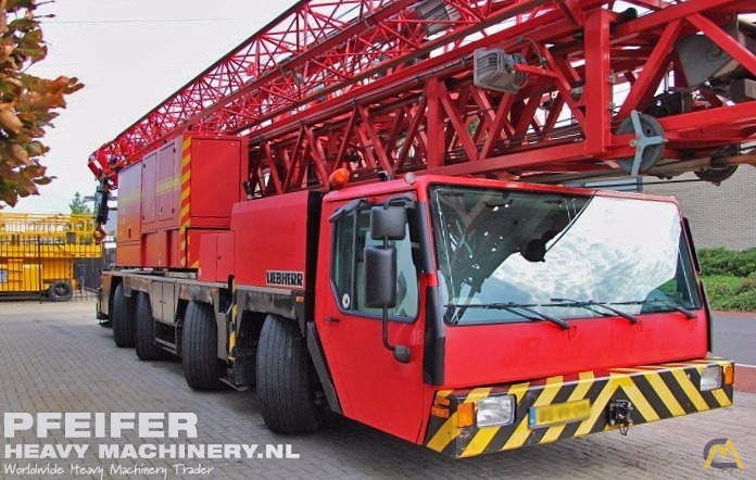 Liebherr MK 80 Self Erecting Mobile Tower Crane 6