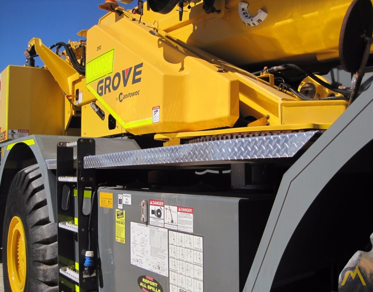 90t GROVE RT890E ROUGH TERRAIN CRANE 8