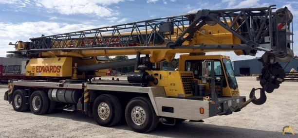 Grove TMS900E 90-ton Telescopic Boom Truck Crane 1