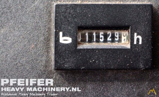 90t Liebherr LTM 1090/2 All Terrain Crane 31