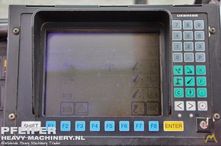 90t Liebherr LTM 1090/2 All Terrain Crane 32