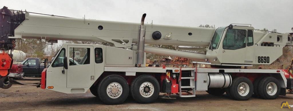 Link-Belt HTC-8690 90-Ton Hydraulic Truck Crane 1