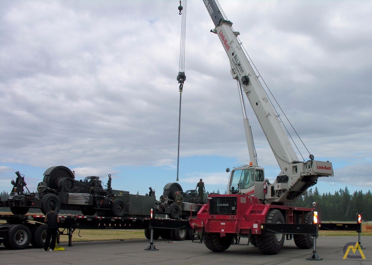 Link-Belt RTC-8090 Series II 90-ton Rough Terrain Crane 2