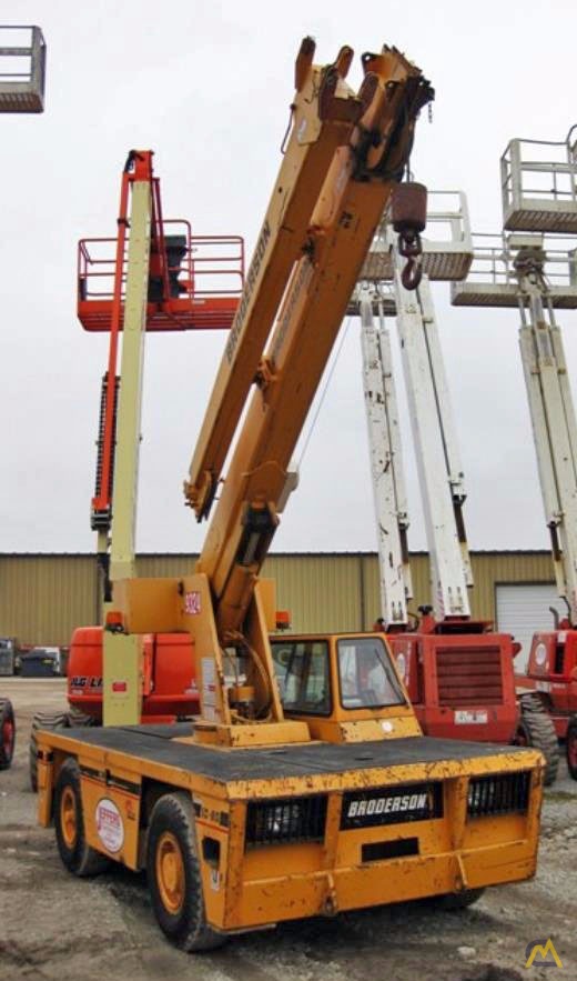 9t Broderson IC-80-3G Carry Deck Crane 2
