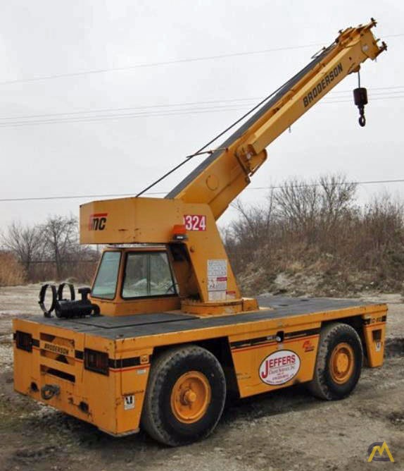 9t Broderson IC-80-3G Carry Deck Crane 4
