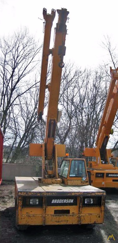 9t Broderson IC-80-3G Carry Deck Crane 3