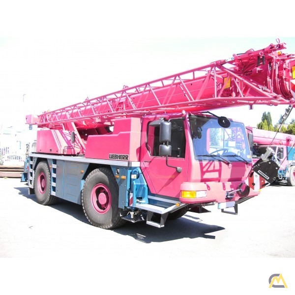 Liebherr LTM 1030-2.1 35-Ton All Terrain Crane 4