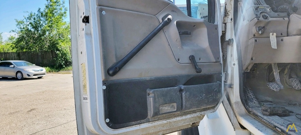 ALTEC AC26-103 26-Ton Boom Truck Crane Mounted on Sterling L7500 14