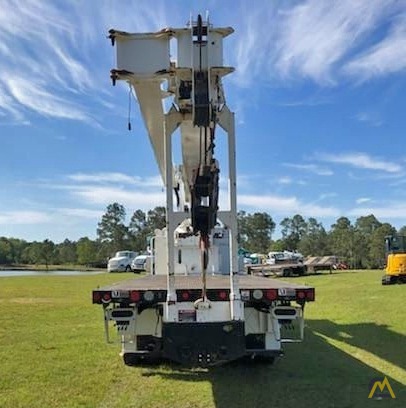 Altec AC26-103B 26-Ton Boom Truck Crane 4