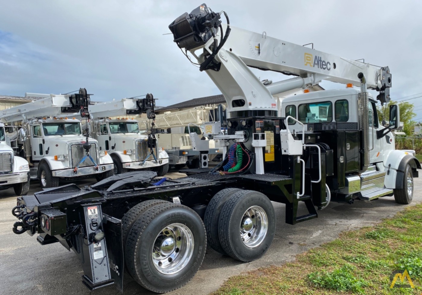 Altec AC30-53T Tractor Mount Boom Truck Crane on Peterbilt 567 13