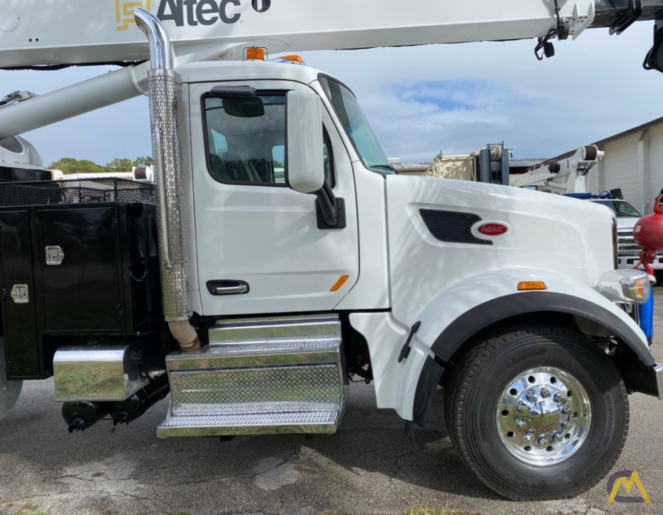Altec AC30-53T Tractor Mount Boom Truck Crane on Peterbilt 567 14