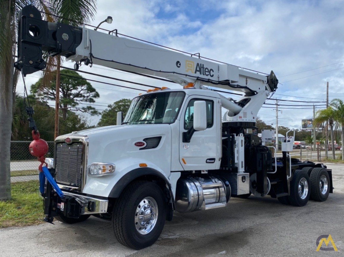Altec AC30-53T Tractor Mount Boom Truck Crane on Peterbilt 567 1