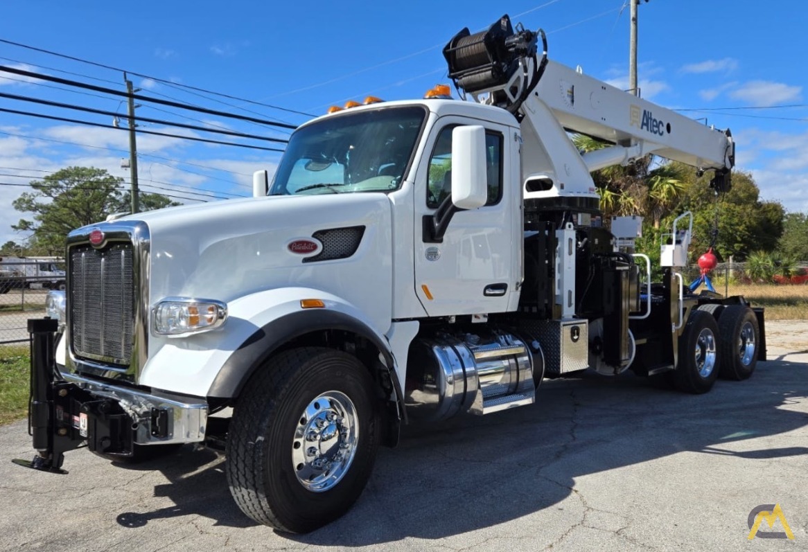 Altec AC30-53T Tractor Mount Boom Truck Crane on Peterbilt 567 2